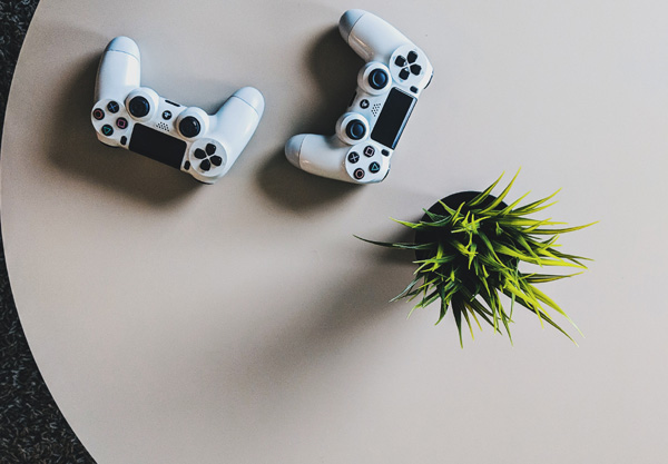 نقدم العديد من الخدمات المتكاملة